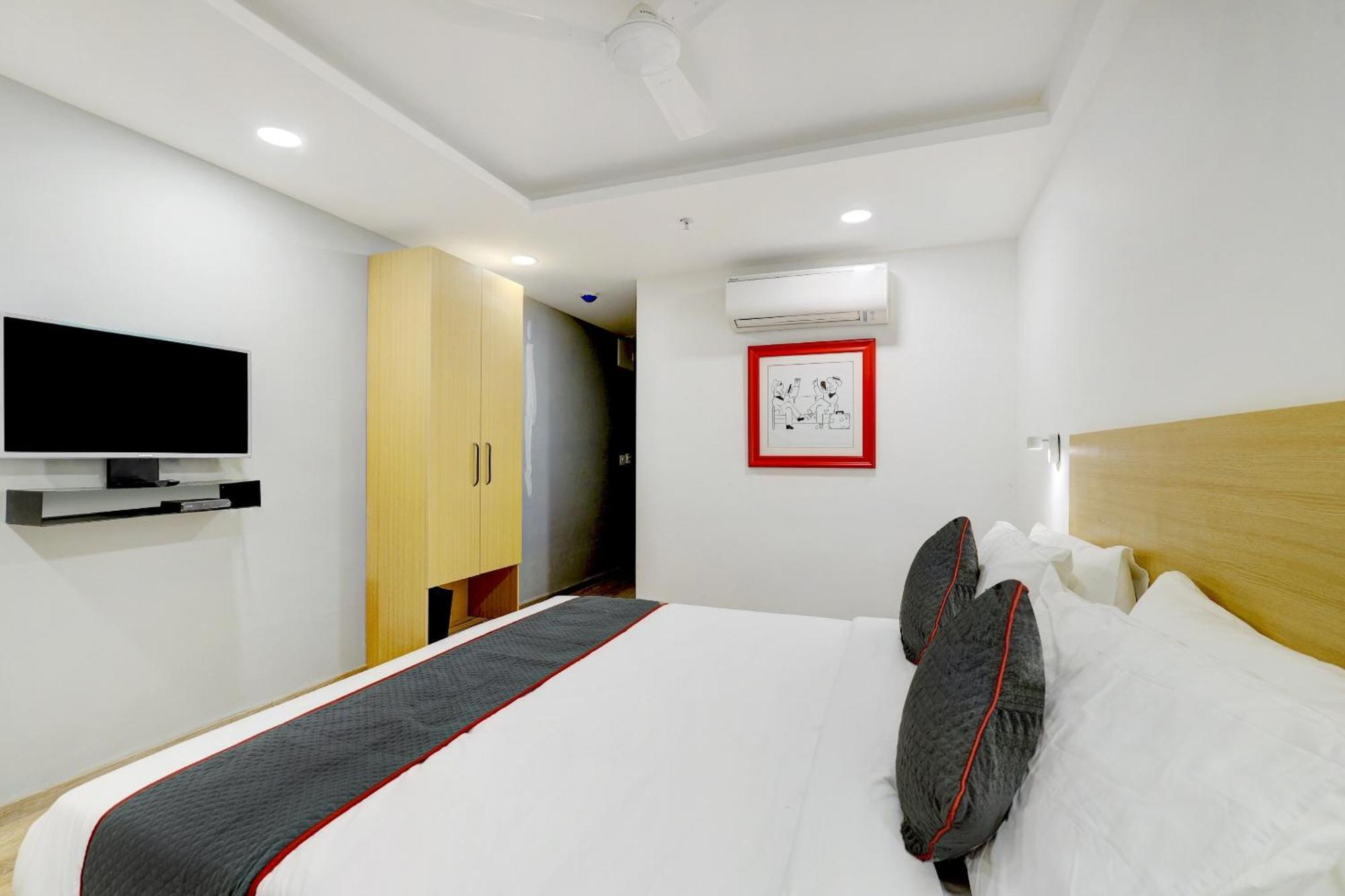 Super Townhouse Rajyash Rise Hotel Sarkhej Exterior foto